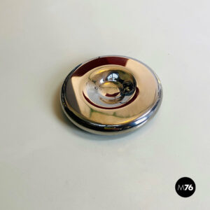 Posacenere  da tavolo in metallo cromato, 1970 ca.