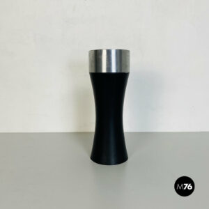 Posacenere da terra in acciaio cromato e nero, 1970 ca.