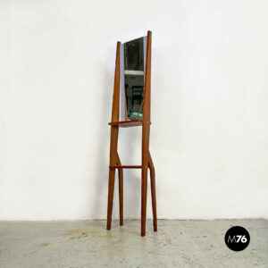 Specchio da terra autoportante in legno, 1960 ca.