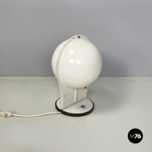 Lampada da tavolo in plastica bianca, 1970 ca.