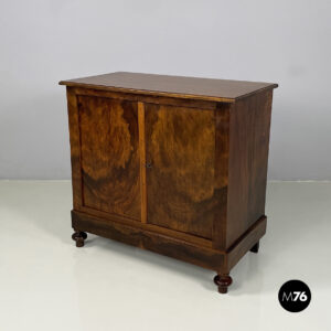 Credenza in legno, inizio 1900 ca.