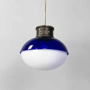 Lampadario in plexiglass blue e bianco, 1970 ca.