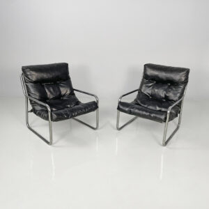Poltrone in metallo e pelle nera sintetica, 1970 ca.